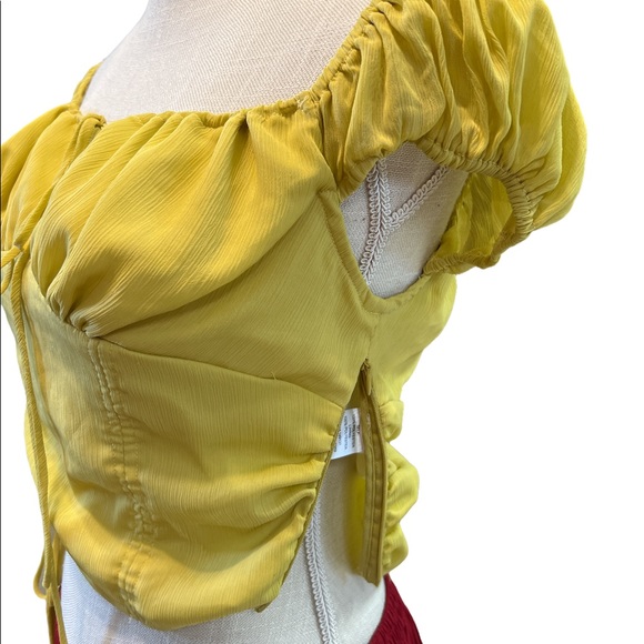 Fashion Nova Crop Top - Picture 5 of 11